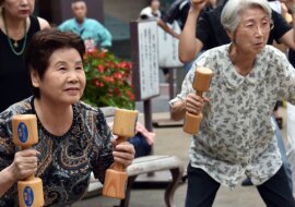 Chińczycy przedłużają życie dzięki tym dwóm ćwiczeniom na nogi