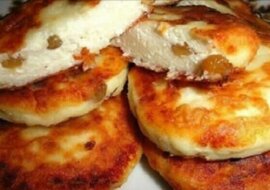 Przepis na rosyjskie serniczki z rodzynkami