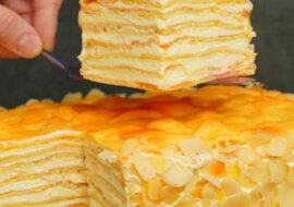 Niesamowity domowy tort „Plombir” z aromatycznym kremem. Dla wszystkich miłośników „Napoleona” i „Karpatki”