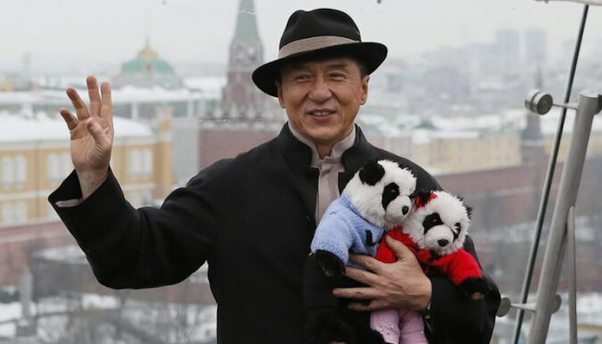 Zaskakujące fakty z życia Jackie Chana, o których niewiele osób wie