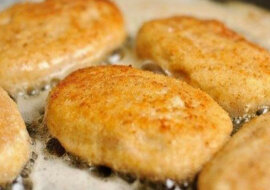 Kotlety z kurczaka z serem. To danie jest przepyszne