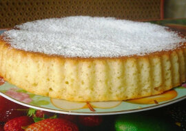 Ciasto z semoliny na kefirze z jabłkami: czas przygotować najsmaczniejsze wypieki