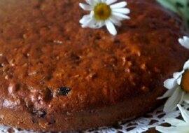 Jak przygotować chude ciasto ze śliwkami suszonymi