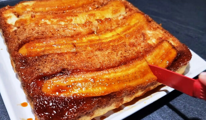 Szybki i łatwy przepis na słynne ciasto bananowe