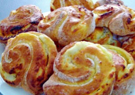Ślimaki serowe: wspaniałe domowe wypieki. Pyszne i proste