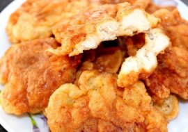 Kotlety schabowe z mięsem mielonym. Przygotowuje się bardzo szybko, a znika ze stołu w mgnieniu oka