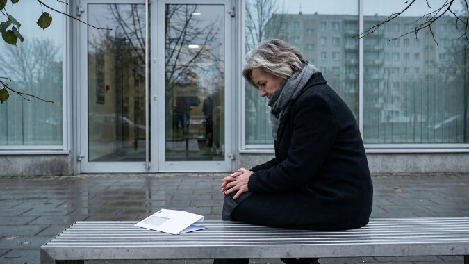 Mąż przez całe życie mówił, żebym nie zawracała sobie głowy rachunkami - "ja się tym zajmuję". Zmarł w październiku. W grudniu przyszło pismo z banku. Mieliśmy trzy kredyty, o których nie wiedziałam