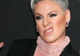 Piosenkarka Pink kupiła obraz za 5000 dolarów, który został namalowany przez szympansa