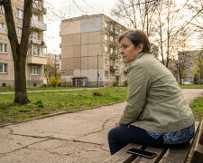 Zięć poprosił, żebym dołożyła się do ich kredytu - trzydzieści tysięcy, "bo bank wymaga większego wkładu". Dałam. Po dwóch miesiącach córka powiedziała mi, żebym nie przyjeżdżała bez zapowiedzi