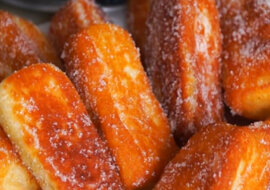 Pyszne pączki z twarogiem. Miękkie i delikatne