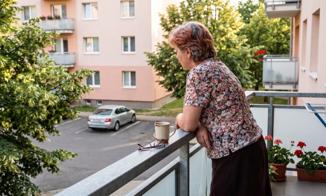 Po pogrzebie pojechałam przerejestrować naszego forda. Urzędnik spojrzał w ekran i zapytał, co postanowiłam z drugim pojazdem - motocyklem kupionym w 2019 roku. Przez dwadzieścia lat w naszym garażu stał tylko ford