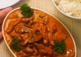 Najlepszy sos z mięsem, jaki jadłam. Znałam ten tradycyjny przepis, ale w tej odsłonie to super