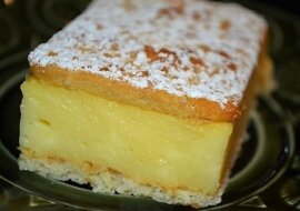 Kremówka na krakersach w 5 minut. Idealne ciasto do kawki