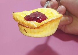 Bardzo pyszna potrawa w kilka minut. Delikatny i prosty deser