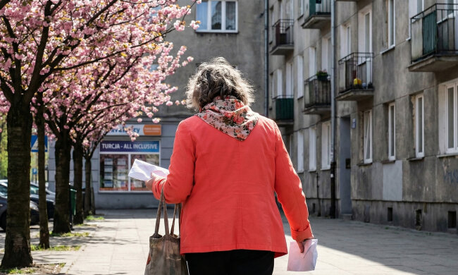 Wzięłam kredyt na remont łazienki u córki, bo mówiła, że nie ma zdolności kredytowej. Spłacam od dwóch lat. W sobotę przyjechała pokazać mi zdjęcia z Turcji