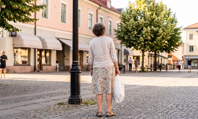 Wnuk śmieje się, że fotografuję telefonem "wszystko po kolei" - bociany, targ, zalew. Pani z biblioteki namówiła mnie, żeby wysłać trzy zdjęcia na miejski konkurs "Moje miasto w obiektywie"