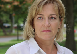 "Zdradziłam męża. I nawet nie wiem, czy tego żałuję": Bo pierwszy raz od lat poczułam, że ktoś naprawdę patrzy na mnie, a nie przez mnie