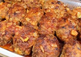 Jak gotować pulpety z mięsa mielonego i kaszy gryczanej