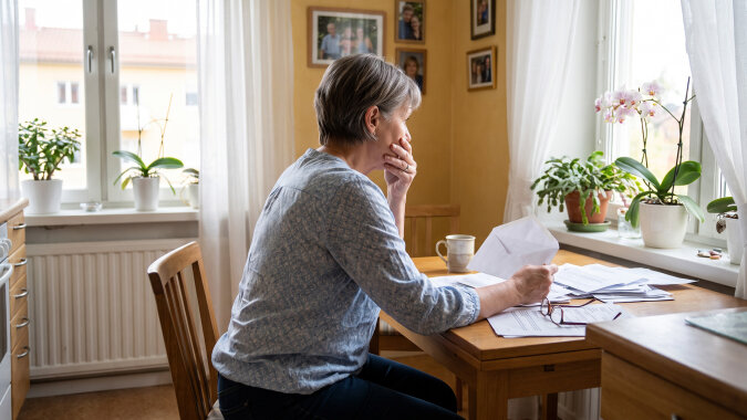 Po pogrzebie mamy brat od razu zabrał zegarek taty, "na pamiątkę". Miesiąc później zadzwonił notariusz: mama rok temu przepisała mieszkanie na niego. Byłam przy niej codziennie. On przyjeżdżał dwa razy w roku