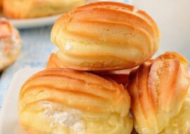 Eklery z delikatnym nadzieniem. Bardzo delikatne i smaczne