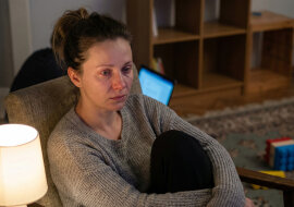 Położyłam dziecko spać i włączyłam komputer męża. Pierwsza wiadomość, którą zobaczyłam, nie była do mnie