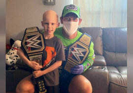 John Cena daje 7-latkowi walczącemu z rakiem najlepszą urodzinową niespodziankę