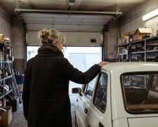 Mąż umarł w październiku. W grudniu zadzwonił mechanik z warsztatu w Mińsku Mazowieckim i zapytał, co zrobić z drugim samochodem. Nie wiedziałam, że mamy drugi samochód