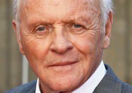 Anthony Hopkins: „Zaufaj mi, starego głupcu. To zadziałało w moim życiu – zadziała i w twoim”