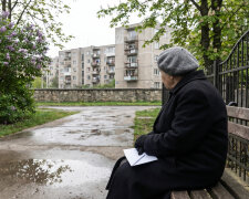 Przez dziesięć lat odkładałam na lokacie pieniądze na pogrzeb - żeby dzieci nie musiały wydawać. Powiedziałam o tym synowi. Teraz mówi, że to wspólne oszczędności rodzinne