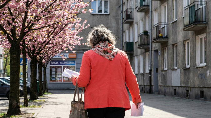 Wzięłam kredyt na remont łazienki u córki, bo mówiła, że nie ma zdolności kredytowej. Spłacam od dwóch lat. W sobotę przyjechała pokazać mi zdjęcia z Turcji