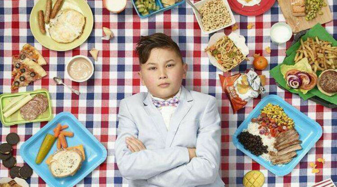 20 dzieci z całego świata zrobiło zdjęcia z jedzeniem, które jedzą w ciągu jednego tygodnia