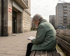 Przez dziesięć lat odkładałam na działkę, żeby mieć gdzie jeździć na emeryturze. Kiedy przyszłam do banku, okazało się, że syn, który miał pełnomocnictwo, wypłacił wszystko w styczniu