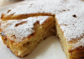 Nie piekę już szarlotki. Opowiem ci o moim idealnym przepisie na ciasto jabłkowe