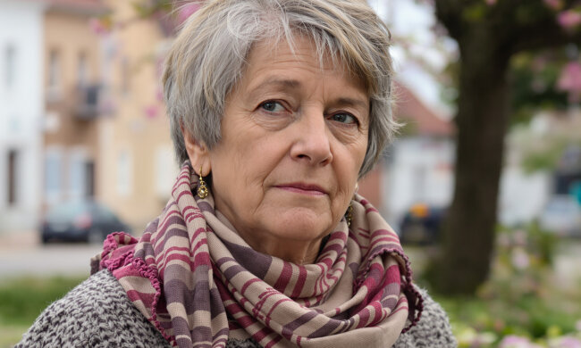 Wnuczka założyła mi profil w aplikacji randkowej dla żartu. Nie spodziewałam się, że pierwsze spotkanie doprowadzi mnie do czegoś tak poważnego