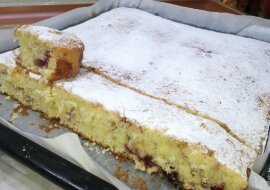 Przewiewne ciasto do herbaty. Przygotowujemy go na kefirze