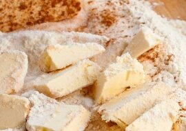 Instrukcja przygotowania szybkiego ciasta francuskiego