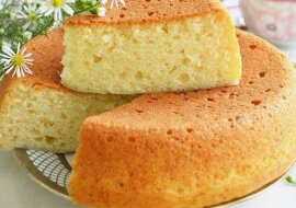 Gotujemy najpyszniejszy domowy biszkopt bez jajek