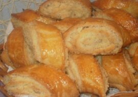 Gruzińskie piaskowe ciasteczka „Kada” z nadzieniem cukrowym. Szybko i łatwo