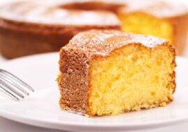 Aromatyczne ciasto cytrynowe: soczyste i pyszne