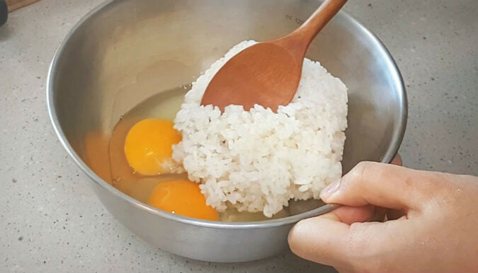 Połącz ryż z jajkami - proste i zaskakująco smaczne danie