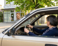 Mąż od pół roku znikał w sobotnie poranki. Mówił, że jeździ na działkę do brata. W końcu pojechałam za nim - okazało się, że chciał mi zrobić niespodziankę na trzydziestą piątą rocznicę