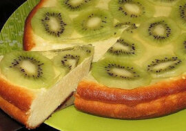 Pyszna zapiekanka z kiwi: smaczna i piękna, jak tort