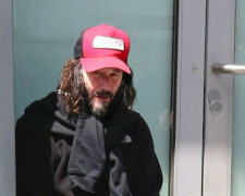 "Niepokonany". Dlaczego, mając majątek w wysokości 400 milionów dolarów, Keanu Reeves żyje jak zwykły człowiek?