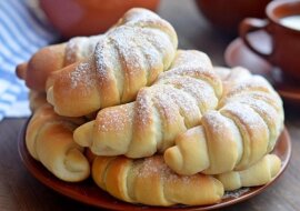 Rogaliki. Pyszne, puszyste. Palce lizać