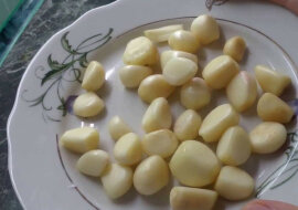 Jak zmielić czosnek bez noża lub praski do czosnku