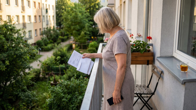Z Tadeuszem poznaliśmy się w sanatorium w Polanicy, oboje po sześćdziesiątce, oboje owdowiali. Na jego urodzinach córka Tadeusza wręczyła mi przy wszystkich kopertę: "To od nas, kopia testamentu taty"