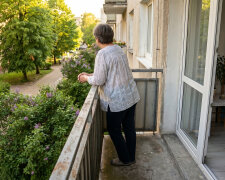 Córka zaprosiła mnie na obiad i powiedziała, że muszą porozmawiać. Pomyślałam - ciąża, albo przeprowadzka. Potem zięć wyjął dokumenty i położył przede mną na stole