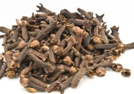 Właśnie dlatego należy codziennie żuć goździki. Za tę radę muszę podziękować mojemu lekarzowi