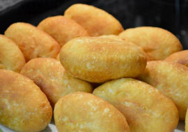 Niesamowicie smaczne ciasto na smażone bułeczki