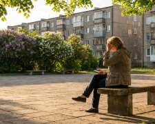 Dałam siostrze pieniądze na kaucję za mieszkanie, bo płakała i mówiła, że nie ma gdzie spać. Po dwóch tygodniach zobaczyłam na jej Facebooku zdjęcia z wakacji w Egipcie